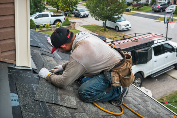 Professional Flat Roof Repair technician working in Dunfermline, IL